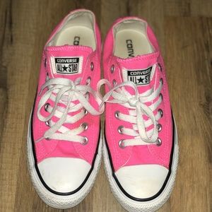 Hot pink converse